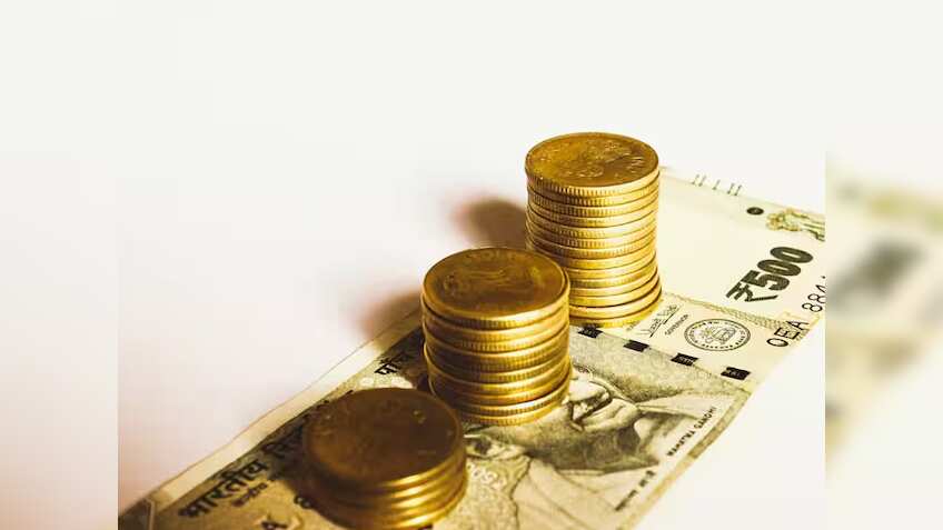 भारत के शॉर्ट फॉर्म वीडियो प्लेटफॉर्म्स ने कमाए करीब ₹1700 करोड़, यूजर्स की संख्या हुई 2100 करोड़ के पार