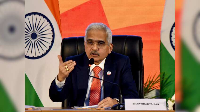 RBI गर्वनर शक्तिकांत दास अपोलो हॉस्पिटल में हुए भर्ती, सीने में दर्द और जलन की है शिकायत