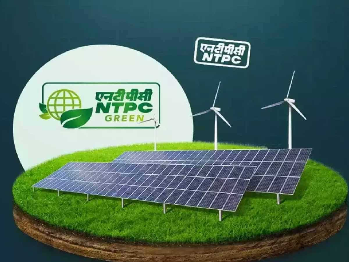 लिस्टिंग के बाद NTPC Green ने दी पहली बड़ी अपडेट, 55MW सोलर प्रोजेक्ट का पहला हिस्सा शुरू,शेयर में दिखी दमदार तेजी