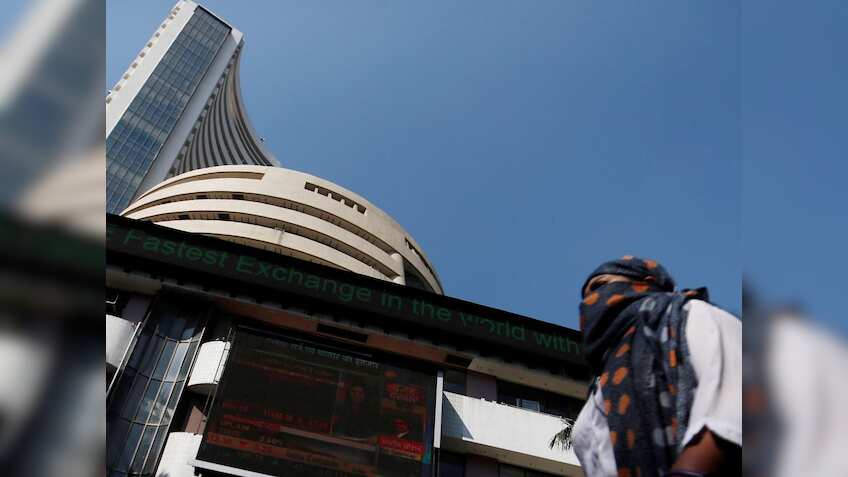 Stock Market Closing Highlights: बाजार की तेजी ने किया खुश, निफ्टी 24,200 के ऊपर बंद; ऑटो, मेटल और आईटी शेयर दौड़े