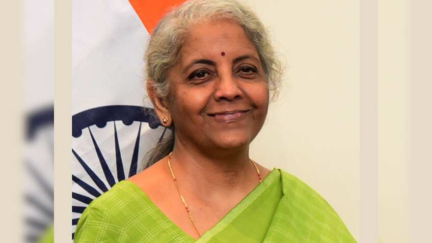 कौन बनेगा महाराष्‍ट्र का CM? आज होगा ऐलान, विधायक दल की बैठक में हिस्सा लेने मुंबई पहुंचीं निर्मला सीतारमण 