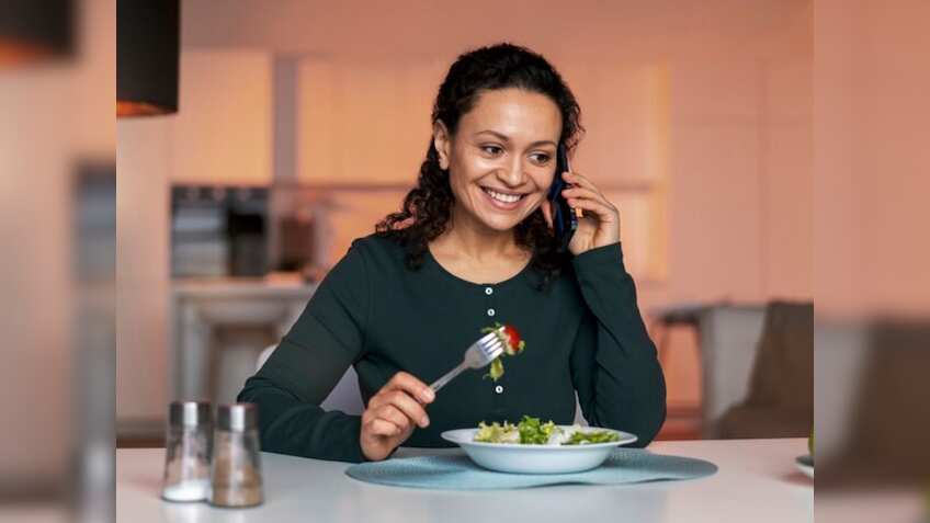 Winter Diet: सर्दियों में दवाओं के झमेले से बचना है तो डाइट में शामिल कर लीजिए ये 5 चीजें...बीमारियों से बचे रहेंगे