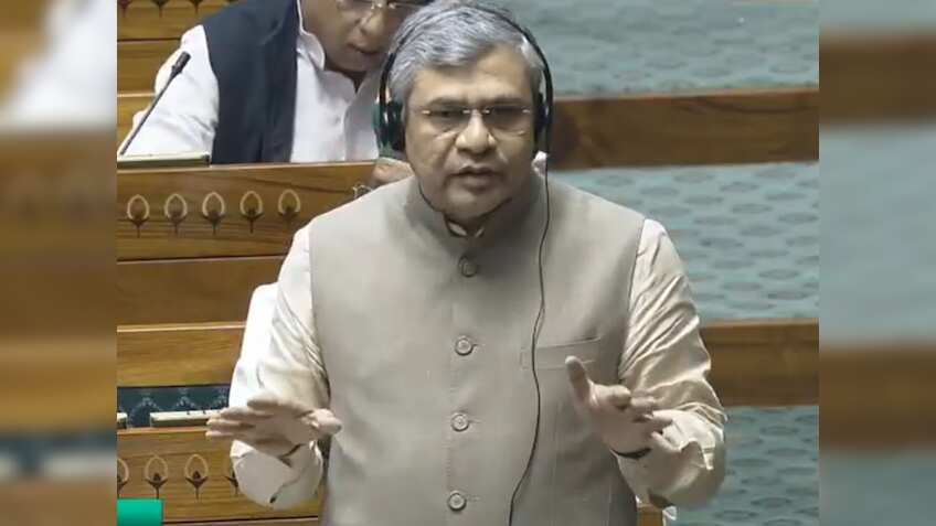 5 लाख लोगों को मोदी सरकार में मिली रेलवे जॉब, 58642 खाली पदों का भरने पर चल रहा काम- रेल मंत्री