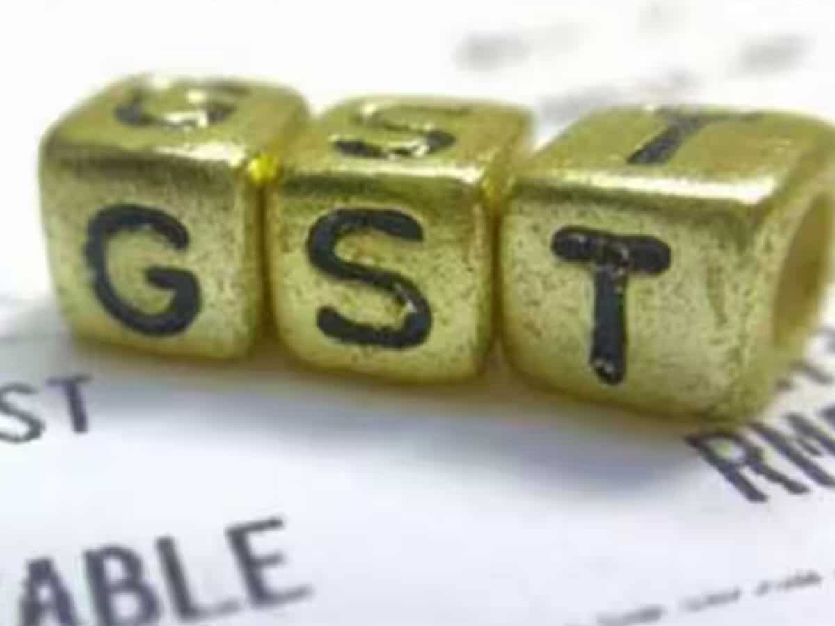 बजट के पहले पड़ेगी नए टैक्स की मार? GST में 35% टैक्स स्लैब को लेकर वित्त मंत्रालय ने कह दी ये बड़ी बात