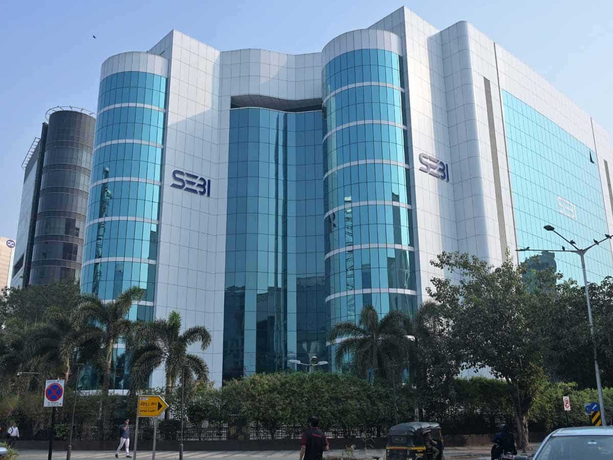 NSE ने SME प्लेटफॉर्म पर लिस्टिंग के नियमों को कड़ा किया, SEBI पहले ही बना चुका है इसके लिए नियम