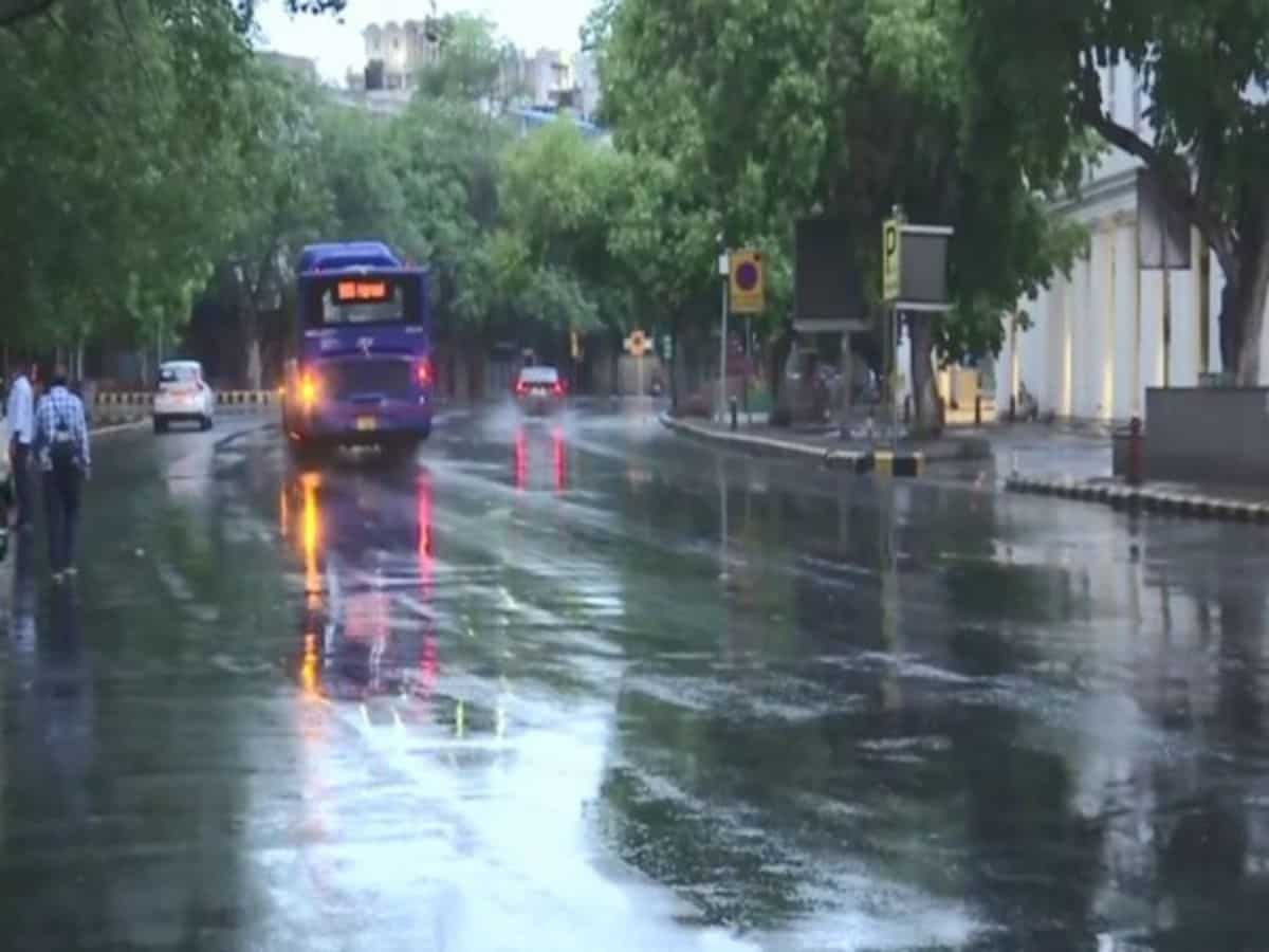 Weather Update: आज हल्‍की बारिश और कल घना कोहरा, जानिए क्‍या रहेगा आने वाले दिनों का हाल