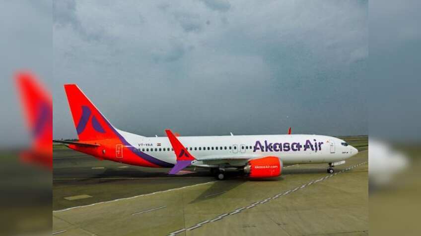 Akasa Air पर DGCA का सख्त एक्शन! 2 डायरेक्टर को 6 महीने के लिए कर दिया सस्पेंड, जानें क्यों