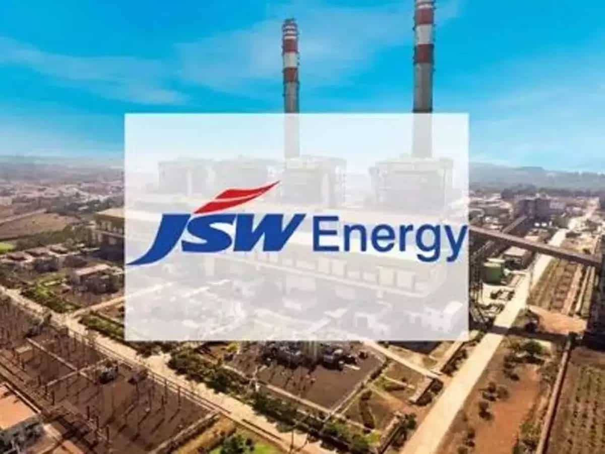 JSW Energy को बाजार बंद होने के बाद लगा बड़ा झटका, इस प्रोजेक्ट्स के लिए नहीं मिली टैरिफ मंजूरी, शेयर पर रखें नजर