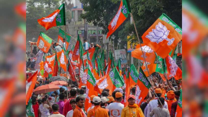 Delhi Elections 2025: BJP ने जारी की 29 उम्मीदवारों की पहली लिस्ट, केजरीवाल और आतिशी को चुनौती देंगे 2 पूर्व सांसद