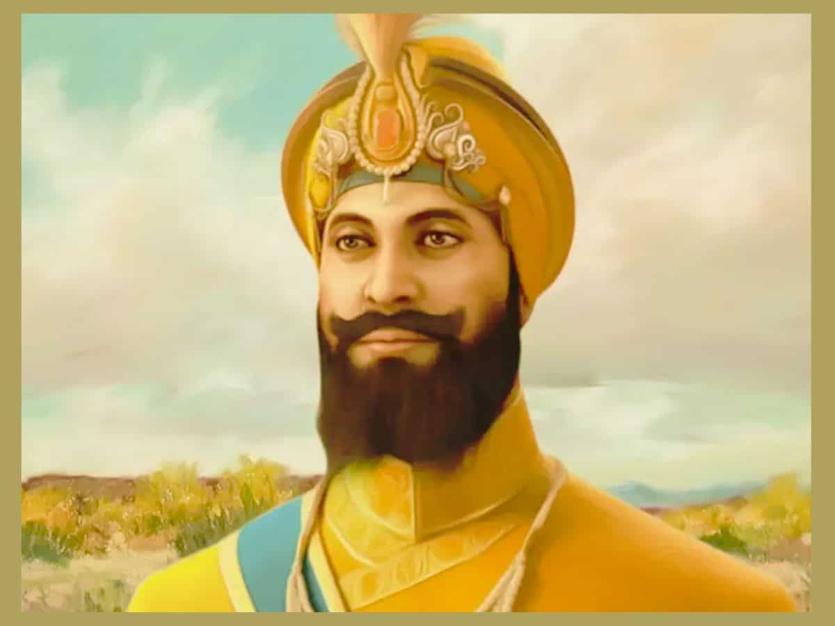 Guru Gobind Singh Jayanti 2025: गुरु गोबिंद सिंह की जयंती पर करीबियों को ये मैसेज भेजकर दें प्रकाश पर्व की बधाई