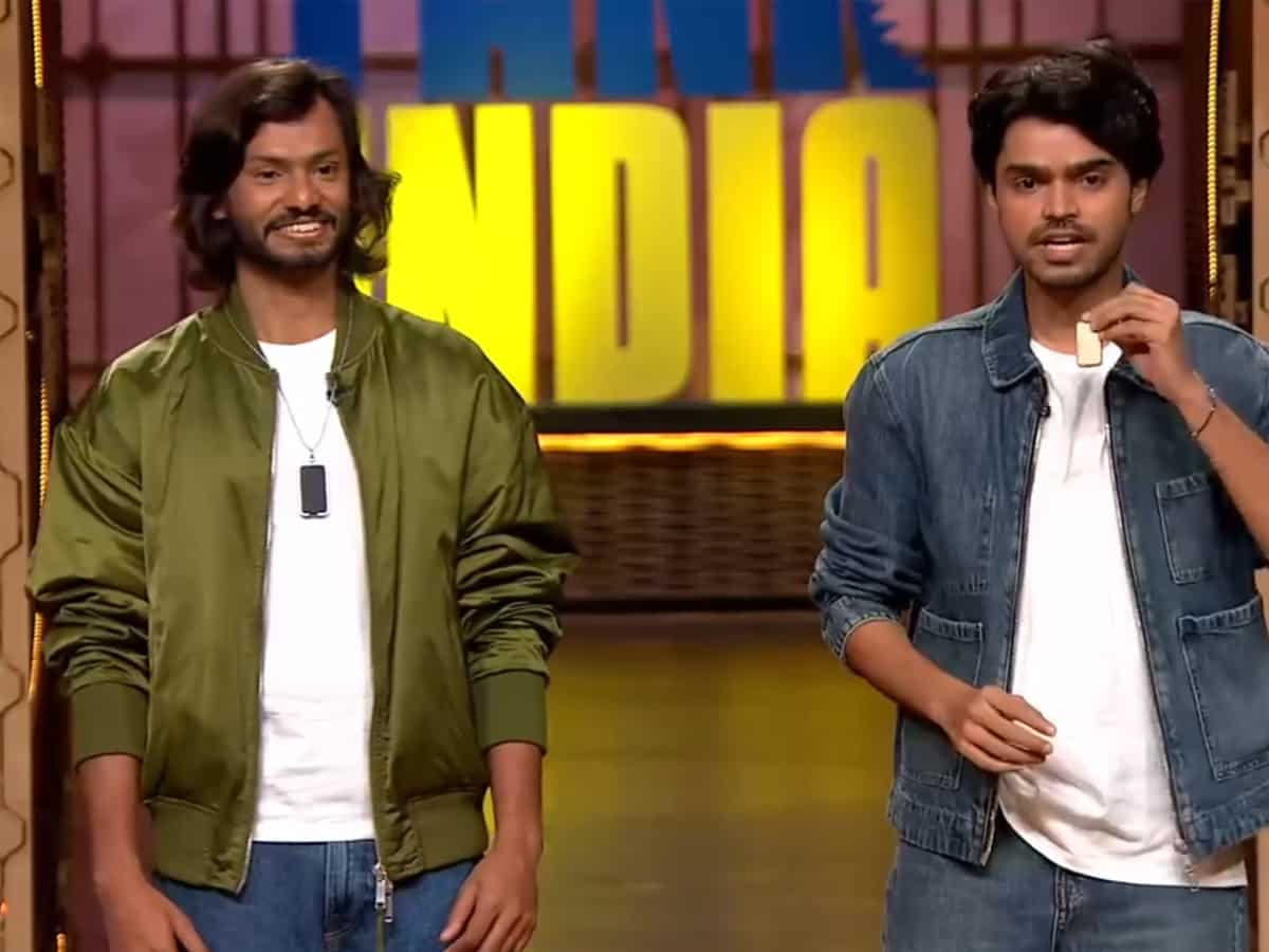 Shark Tank India-4: खाना मंगाएगा और कैब भी बुक करेगा! गले में लटका रहता है ये AI असिस्टेंट, सब करता है Record