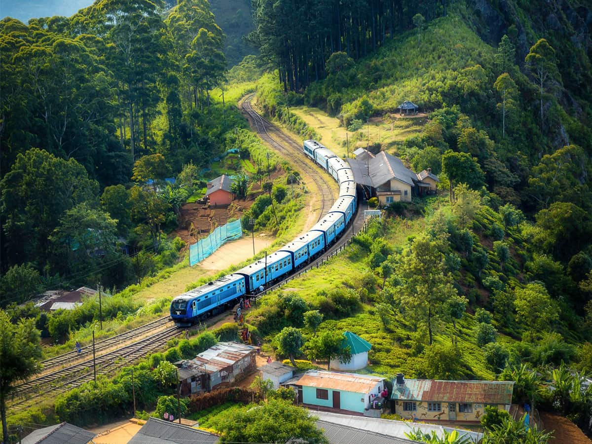 ऑनलाइन और ऑफलाइन उपलब्ध