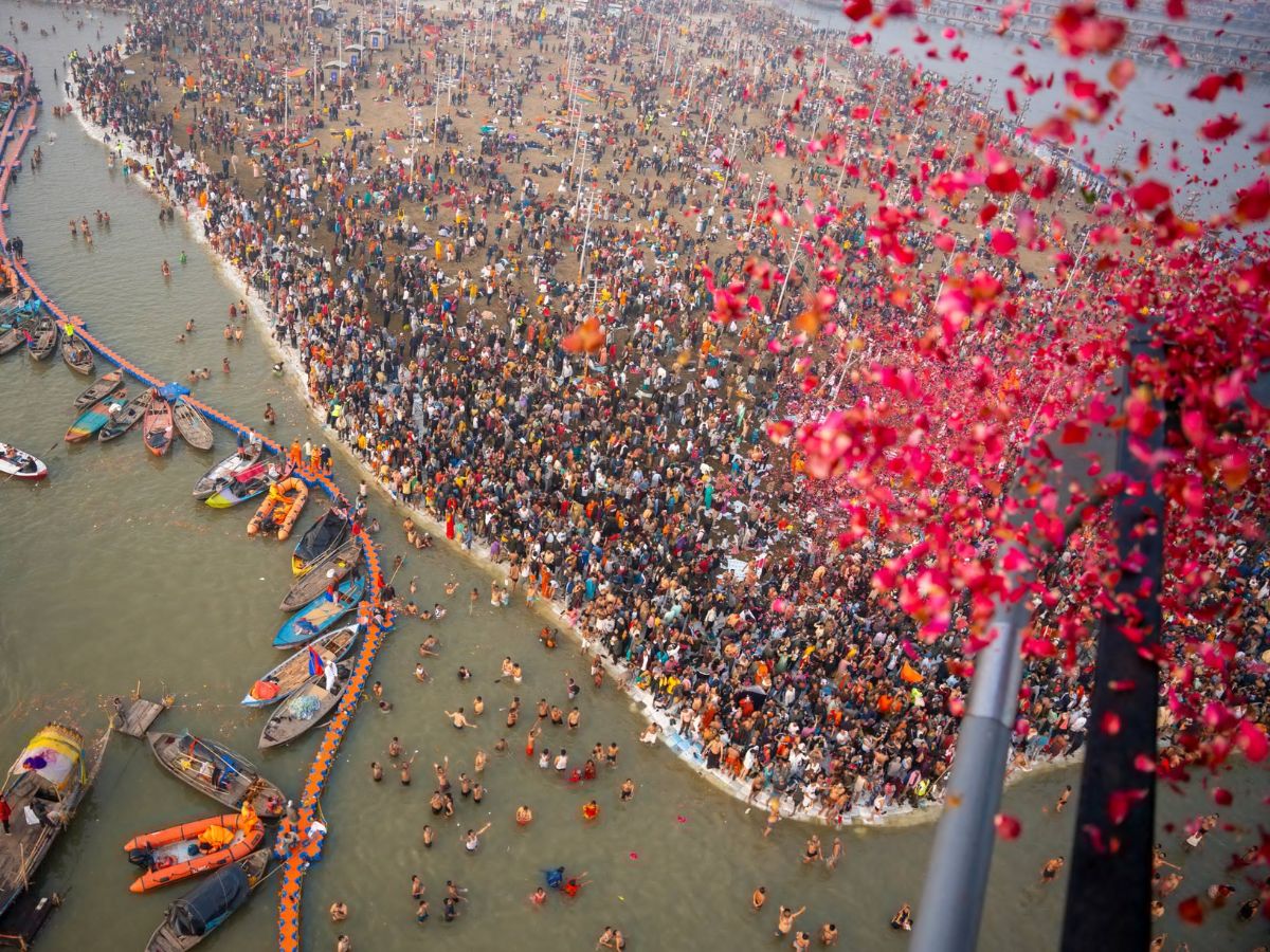 Mahakumbh 2025: महाकुंभ जा रहे हैं तो प्रयागराज की इन 5 जगहों को एक्सप्लोर करना न भूलें