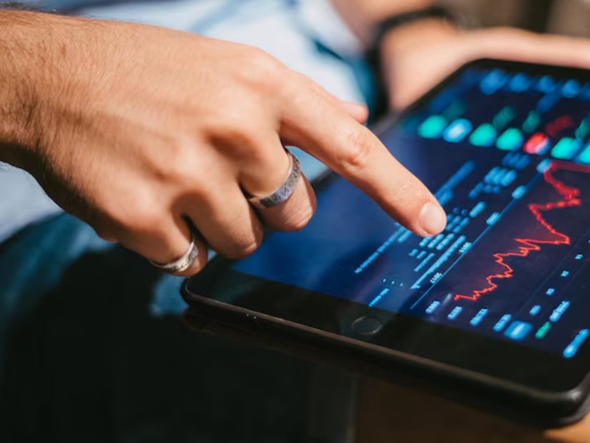 2 PSU Stocks जिनमें पोजिशनल इन्वेस्टर्स के लिए है मौका, जानें टारगेट-स्टॉपलॉस डीटेल