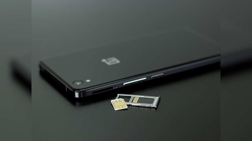 Fact Check: रिचार्ज न करने पर भी 90 दिनों तक चलेगा सिम कार्ड? जानिए क्या है इस दावे की सच्चाई