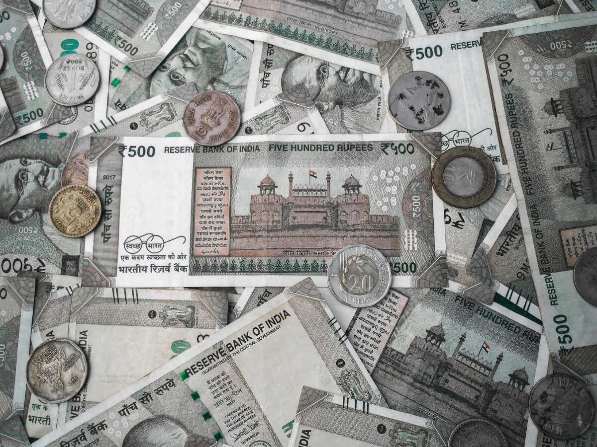 वित्तीय सलाहकार से परामर्श