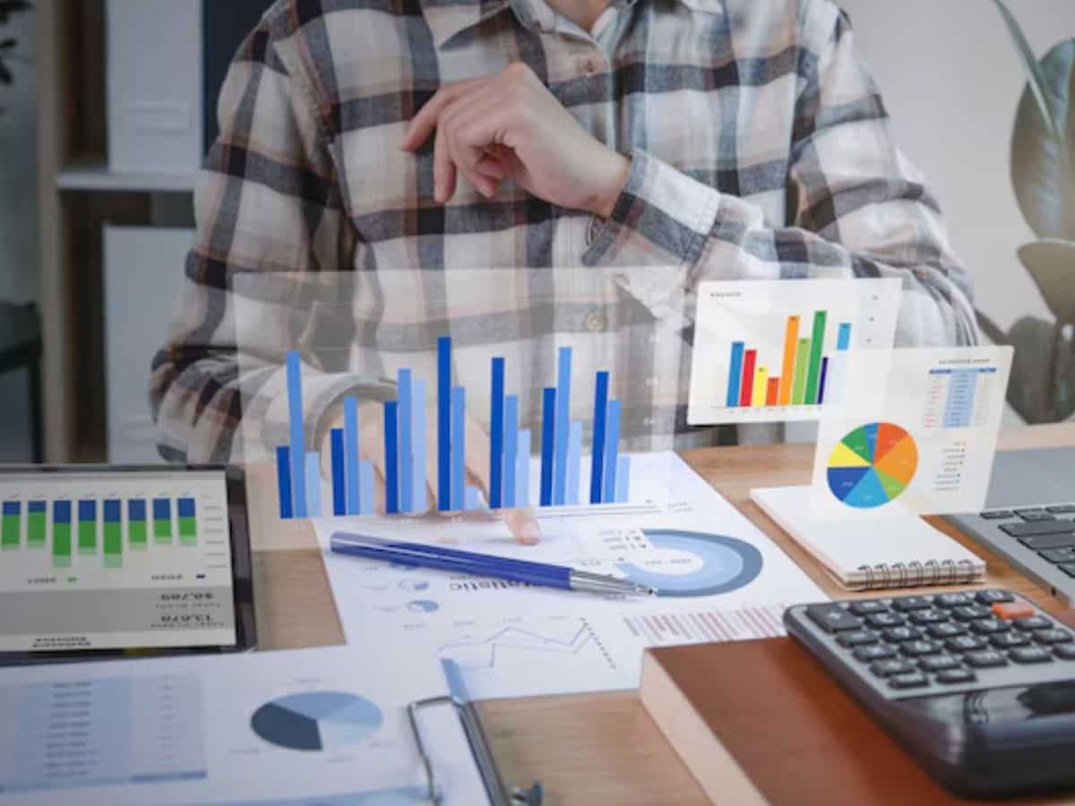 15 दिन में तगड़ी कमाई, खरीद लें ये 5 Stocks