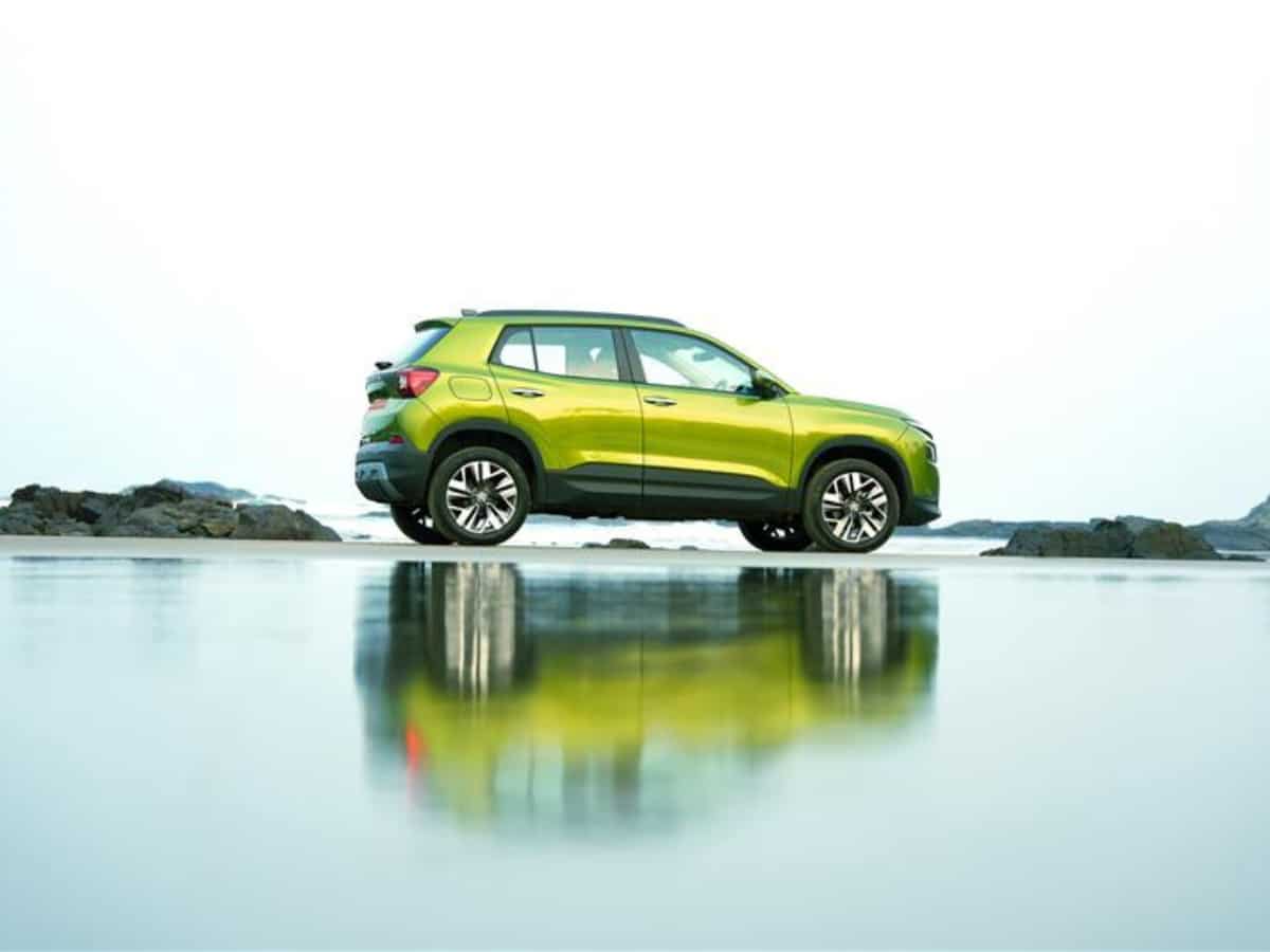 इस ऑटो कंपनी ने भारत में पूरे किए 25 साल; रेंटल फैसिलिटी से लेकर इंटरनेशनल मार्केट में मचाई धूम