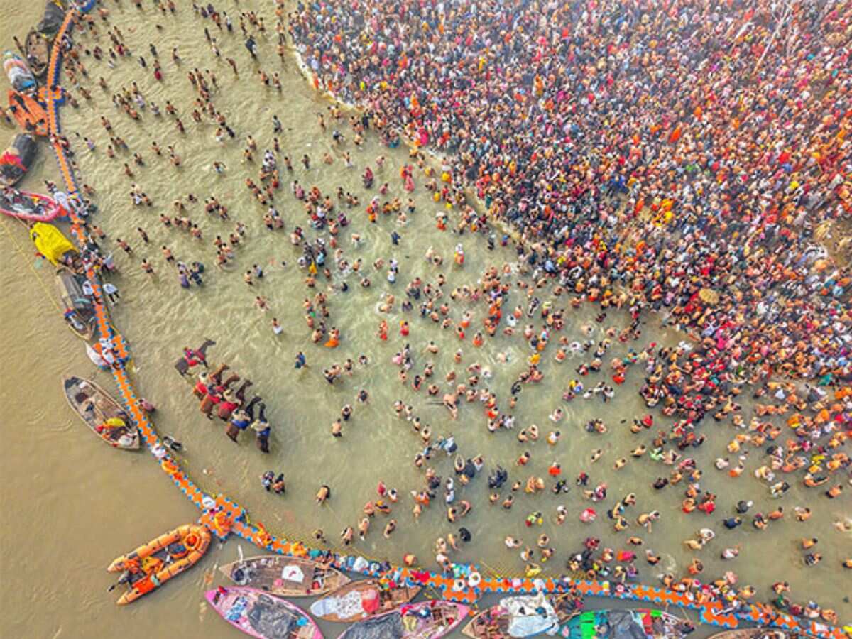 Maha Kumbh में 4 फरवरी तक रहेगी इस बात की मनाही! सोशल मीडिया नहीं खुद प्रयागराज के DM से जानिए सच्चाई