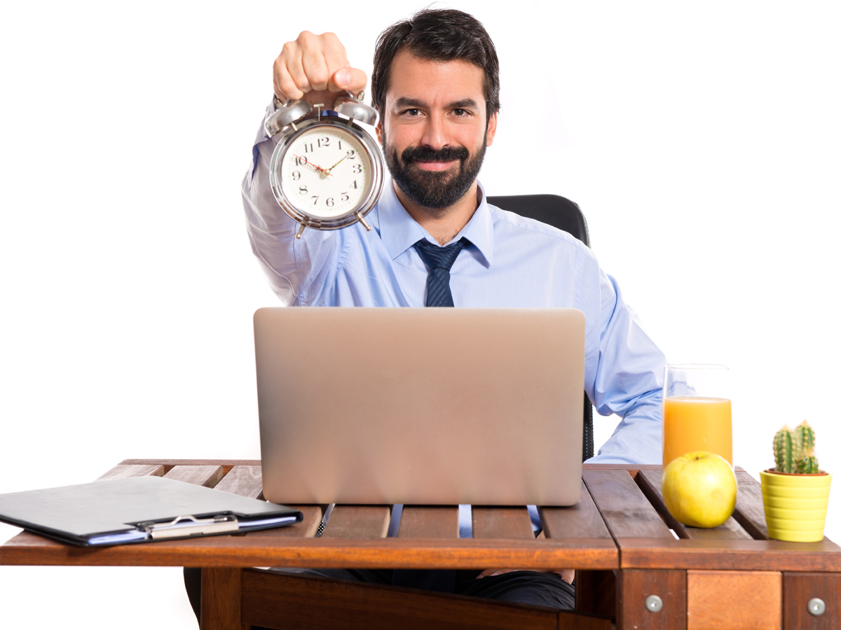 Economic Survey: हफ्ते में 70-90 घंटे काम पर अब सरकार ने दिया दखल, आर्थिक समीक्षा में बताया कितने घंटे करना चाहिए काम