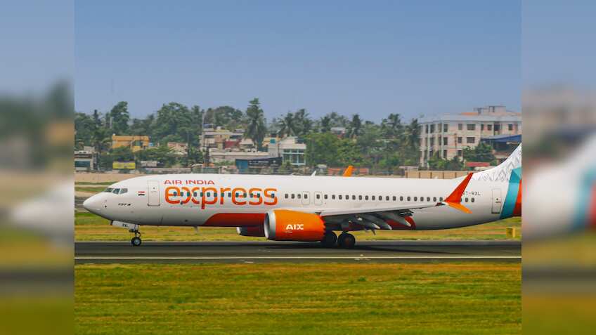 महाकुंभ के बीच टाटा ग्रुप की इस एयरलाइन का बंपर धमाका, सिर्फ ₹1535 की शुरुआती कीमत में मिल रही फ्लाइट टिकट