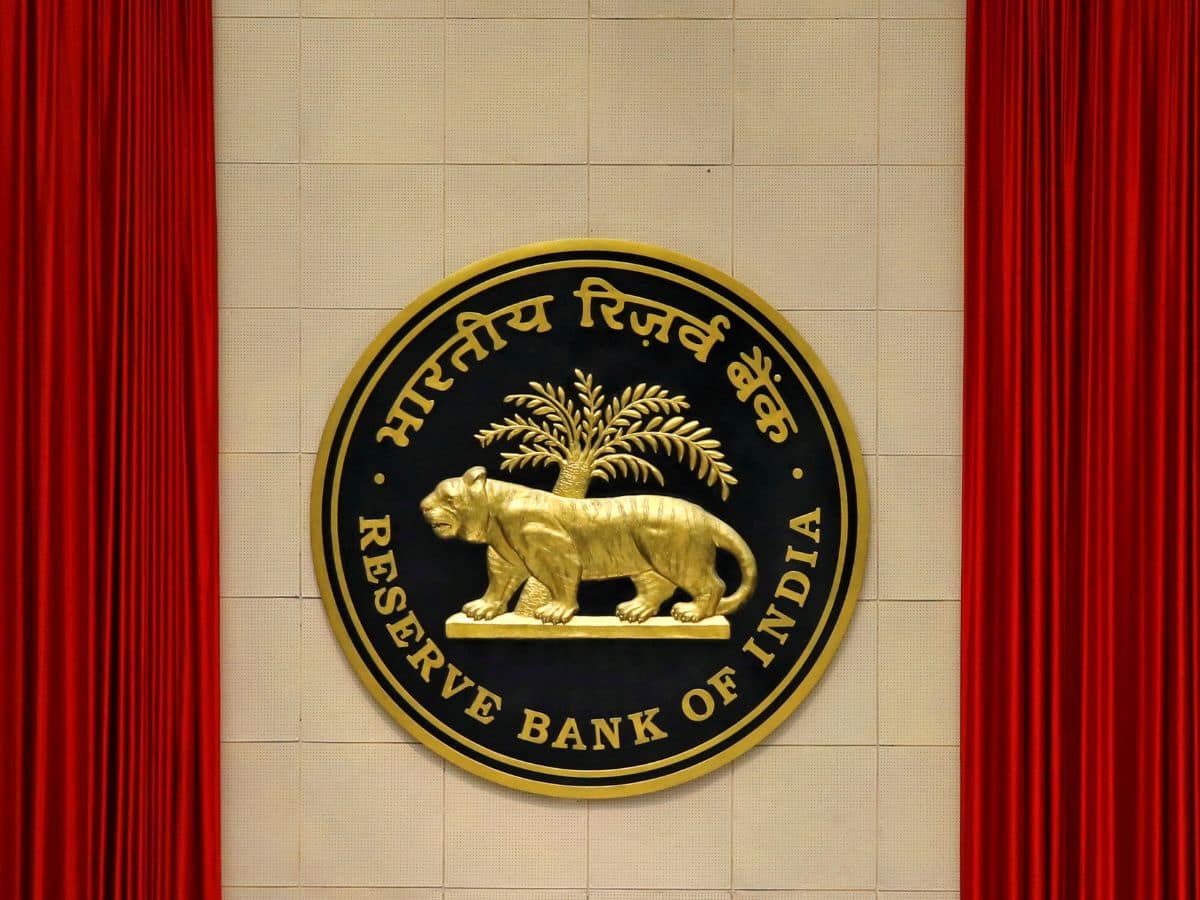 RBI MPC: ब्याज दरों पर कटौती से लेकर महंगाई पर कंट्रोल तक... यहां जानिए आरबीआई बैठक की 10 बड़ी बातें