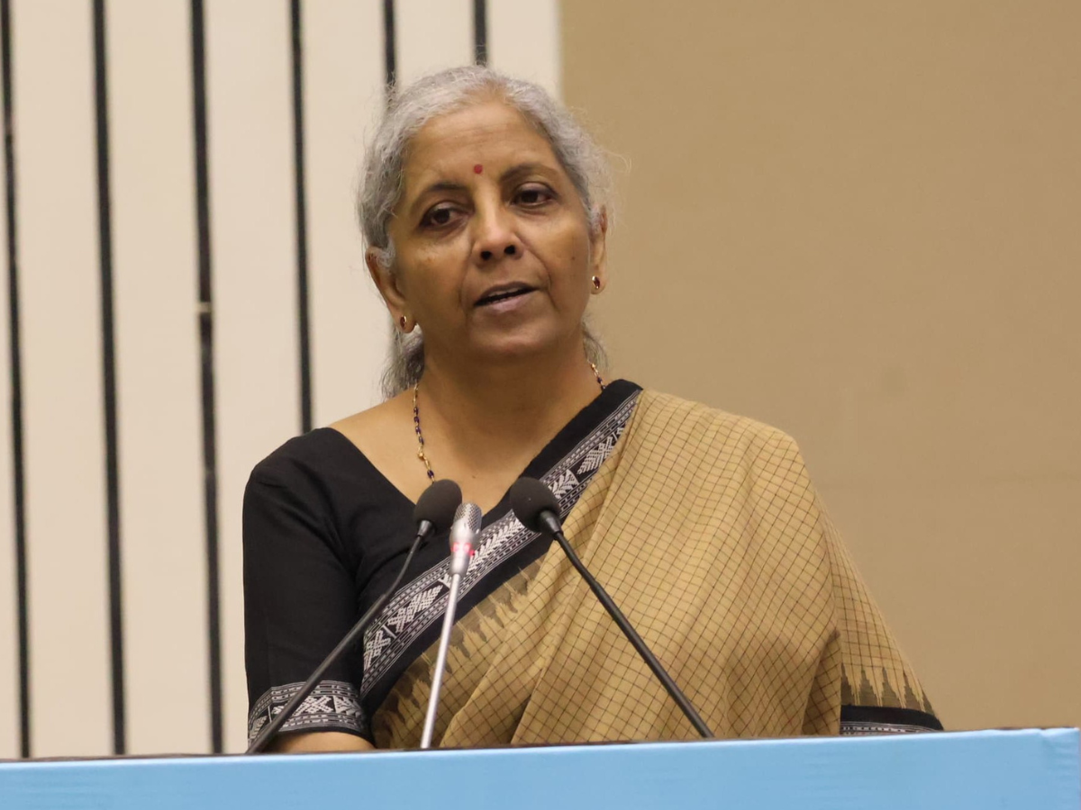 RBI की केंद्रीय बोर्ड बैठक को आज संबोधित करेंगी वित्त मंत्री निर्मला सीतारमण, इन मुद्दों पर हो सकती है चर्चा