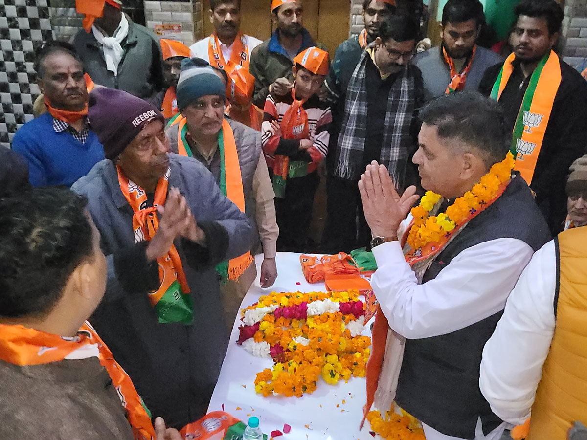 इस मुस्लिम बहुल सीट में पहली बार खिला कमल, 17578 वोट से हासिल की जीत, ताहिर हुसैन ने बिगाड़ा आप का खेल