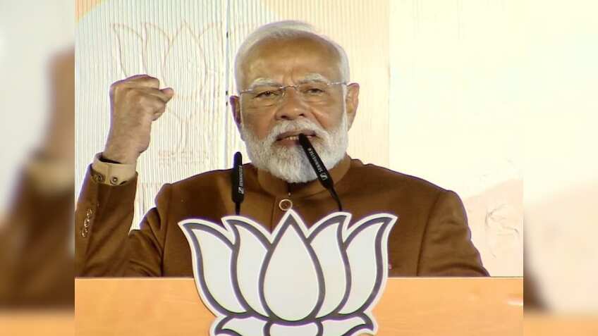 Delhi Election 2025: BJP मुख्यालय में पीएम मोदी का संबोधन, बोले- राजनीति में शॉर्टकट और फरेब के लिए कोई जगह नहीं