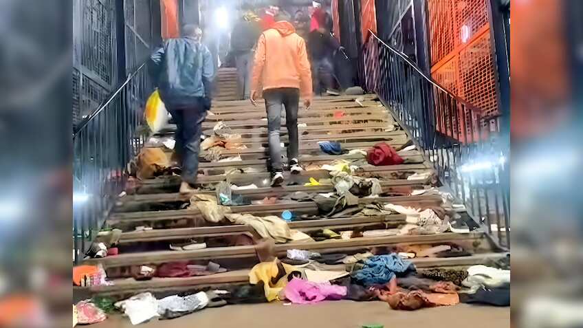 New Delhi Railway Station Stampede:रेलवे की इस घोषणा के बाद मची भगदड़! शख्स ने बताई आंखों देखी, जानिए घटनाक्रम