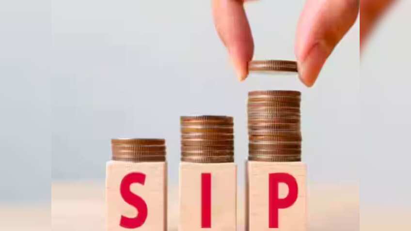 SBI म्यूचुअल फंड ने लॉन्च की JanNivesh SIP, सिर्फ ₹250 से शुरू कर सकते हैं निवेश, जानिए कहां से मिलेगी सुविधा