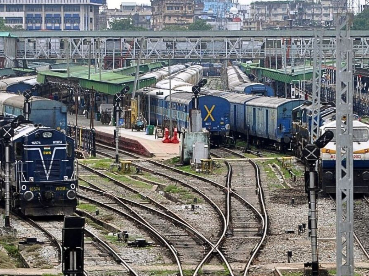 हादसे के बाद जागी रेलवे! बिहार के ज्यादातर स्टेशनों पर ऐसे पैसेंजर्स की होगी 'नो एंट्री'