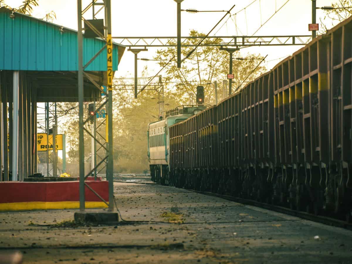 हादसों से सबक! Railway PSU को मिली बड़ी जिम्मेदारी, Stock में दिखा जबरदस्त एक्शन