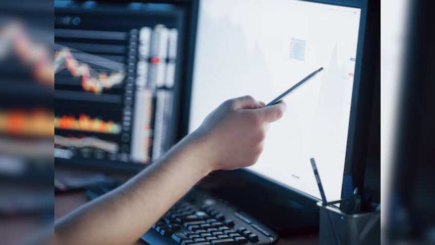 शेयर बाजार में गिरावट से झटका, मगर निवेशकों के लिए खरीदारी का अच्छा मौका