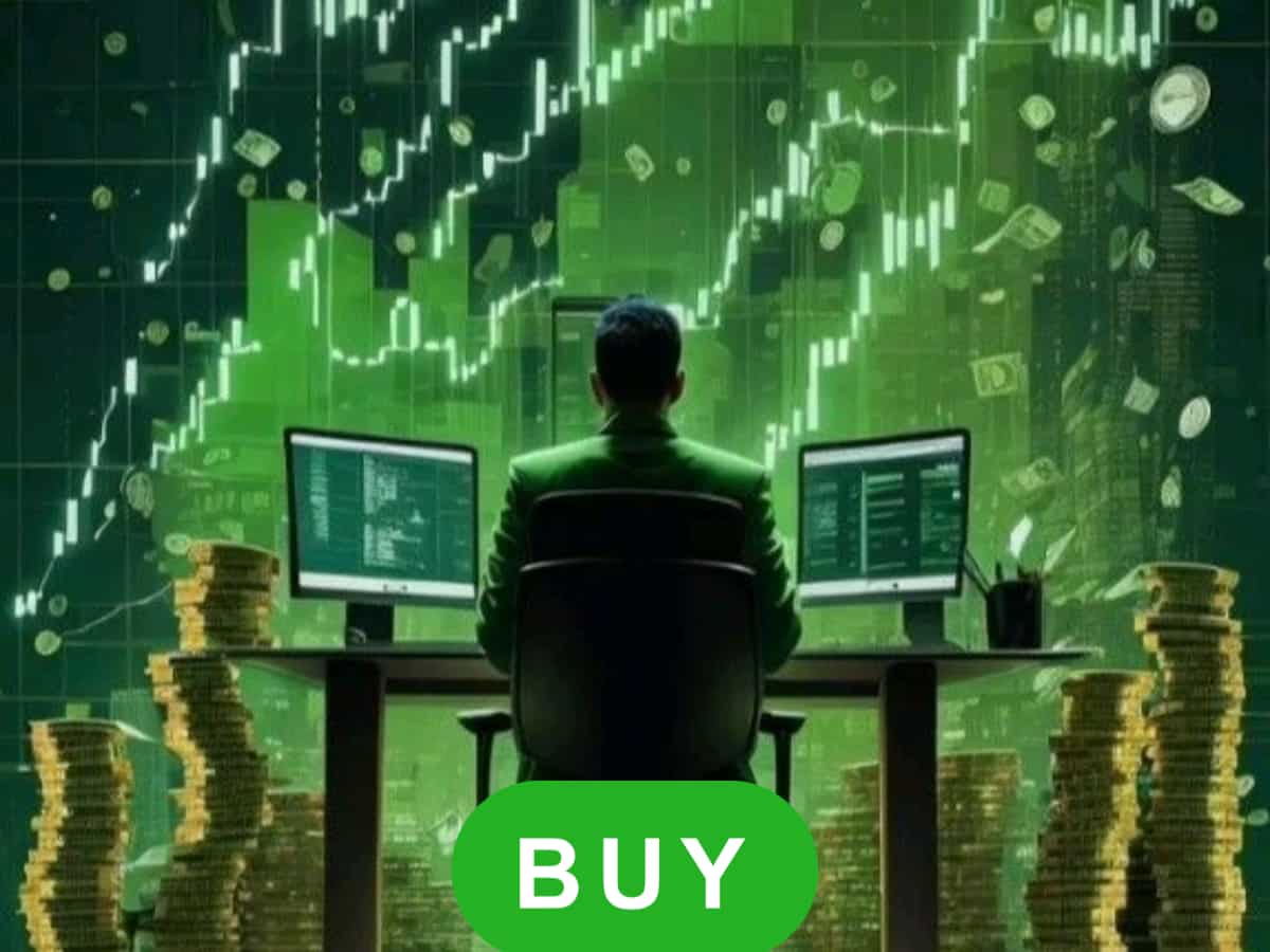 अगले एक साल के लिए खरीद सकते हैं ये इंश्योरेंस शेयर, एक्सपर्ट ने 490 का दिया है टारगेट