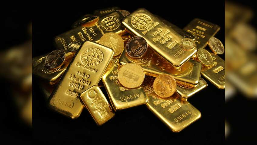 सोने की बढ़ती चमकान ने बायर्स की बढ़ाई टेंशन, अब 10 ग्राम गोल्ड के लिए खर्च करने होंगे इतने रुपए