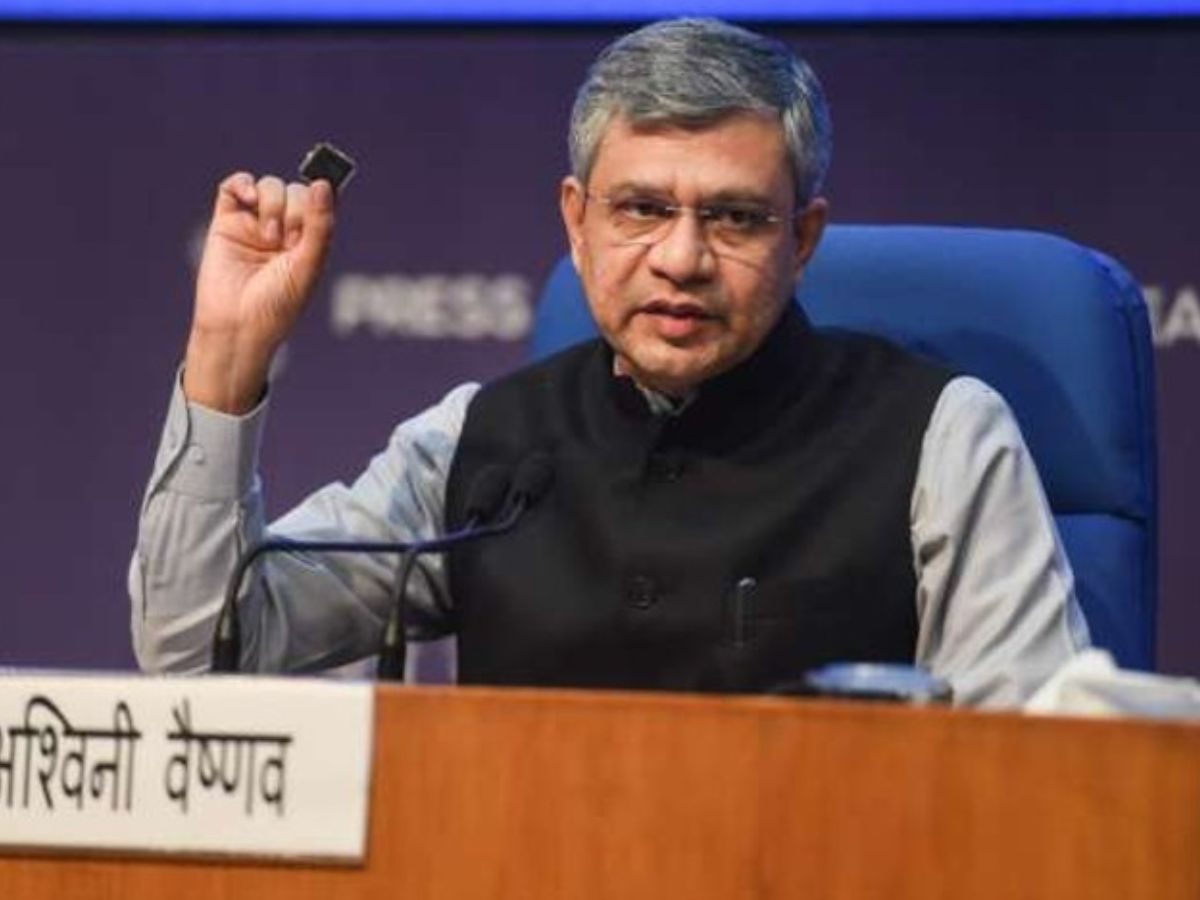 होली के पहले रेलवे का बड़ा एक्शन! देश के 60 बड़े स्टेशन पर बदले एंट्री के नियम