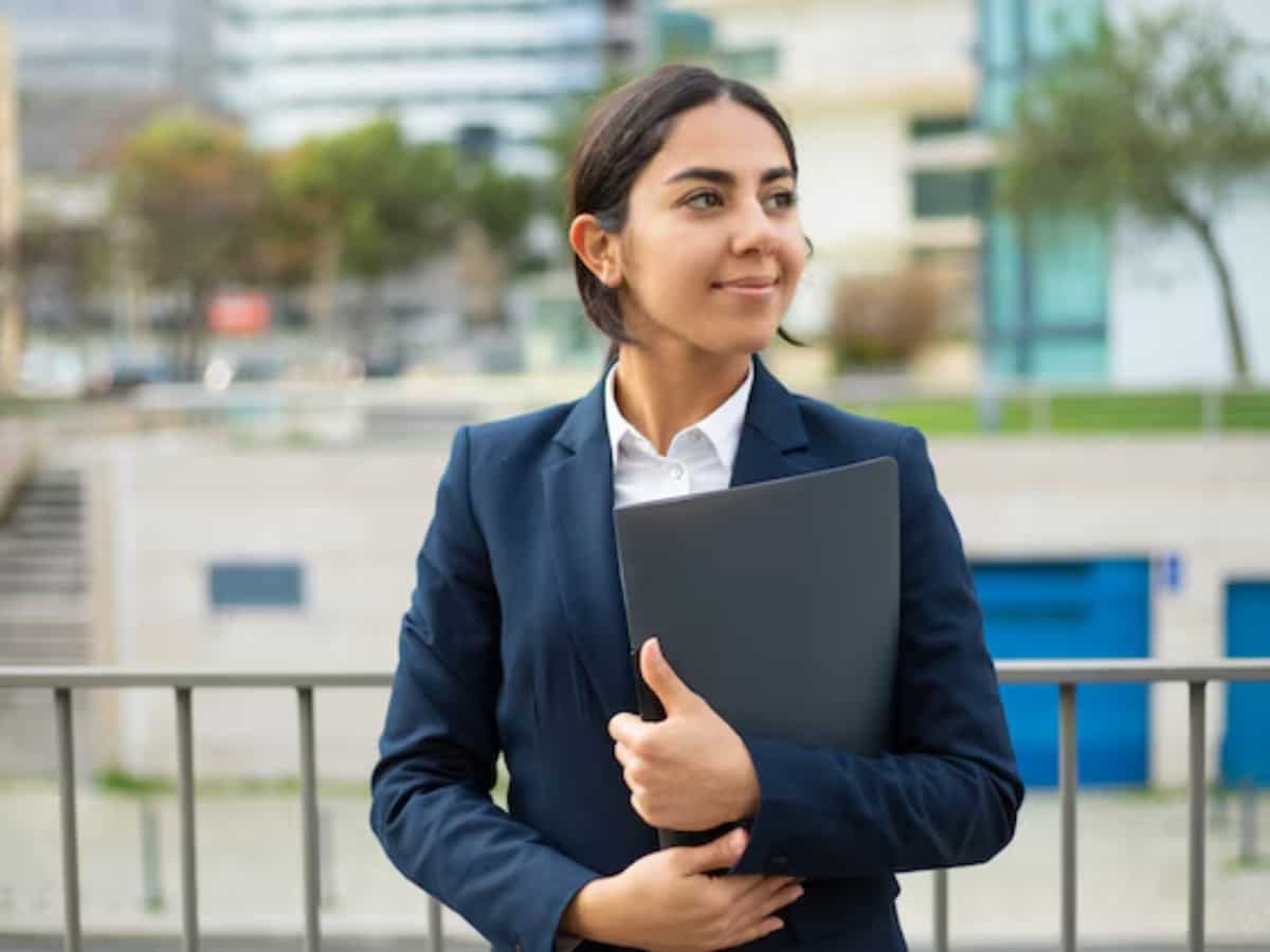 International Women's Day: लीडरशिप में महिलाएं - हकीकत या भ्रम?