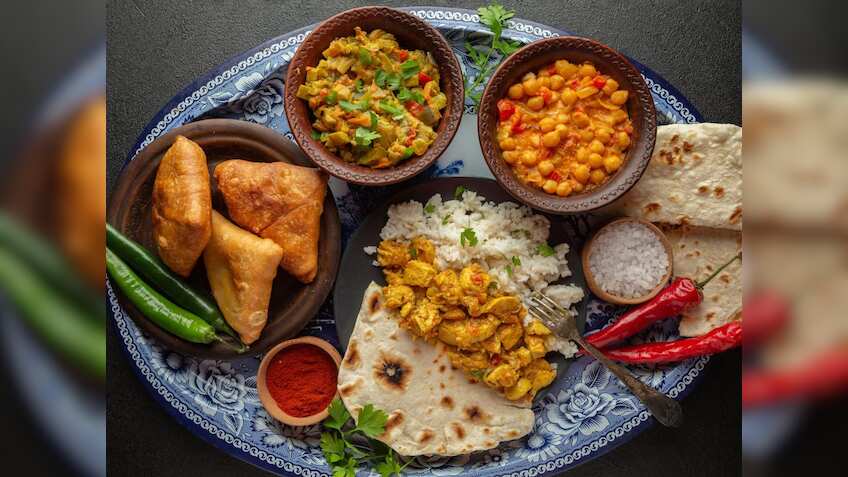 महंगाई से राहत- इन चीजों के दाम कम होने से सस्‍ती हुई खाने की थाली, जानिए क्‍या कहती है ये रिपोर्ट