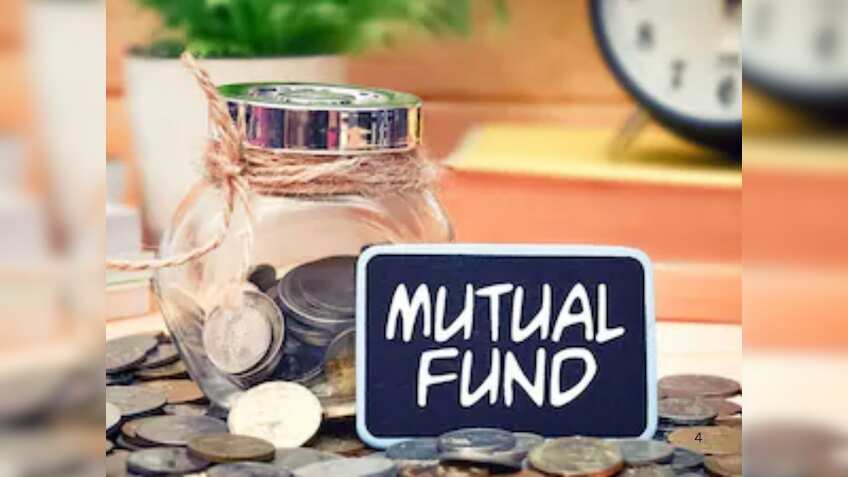 SIP का जलवा जारी, FY25 में अब तक 2.63 लाख करोड़ की एसआईपी की गई