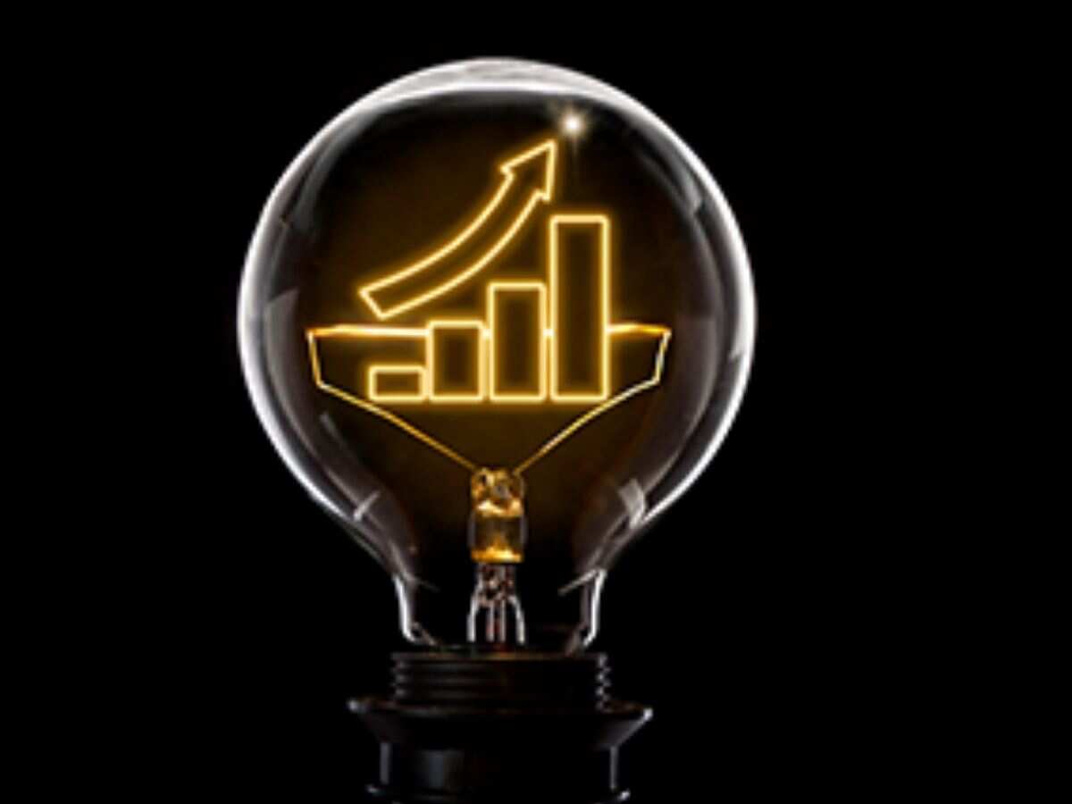 10 लाख करोड़ का होगा लोन बुक, 70% रिटर्न दे सकता है यह पावर PSU Stock