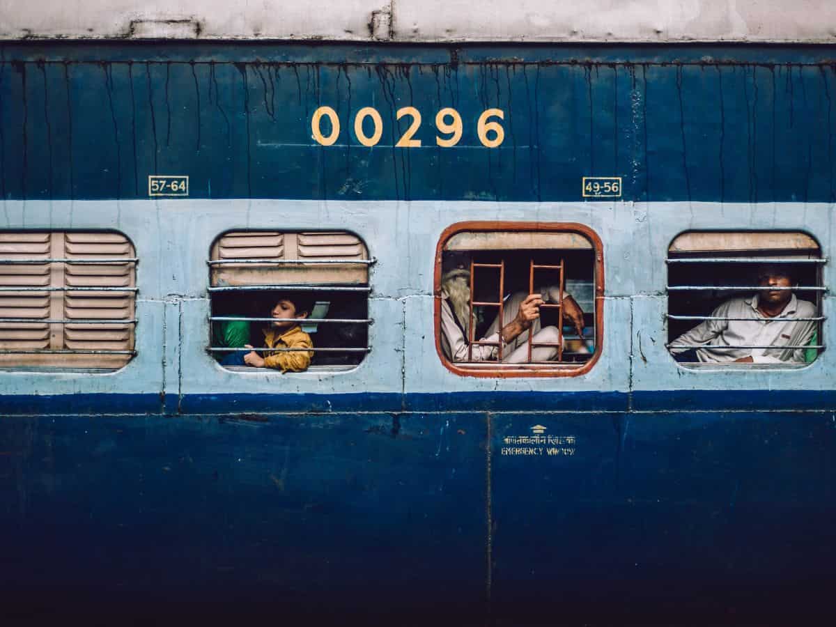 महिलाओं के लिए रिजर्व कोच