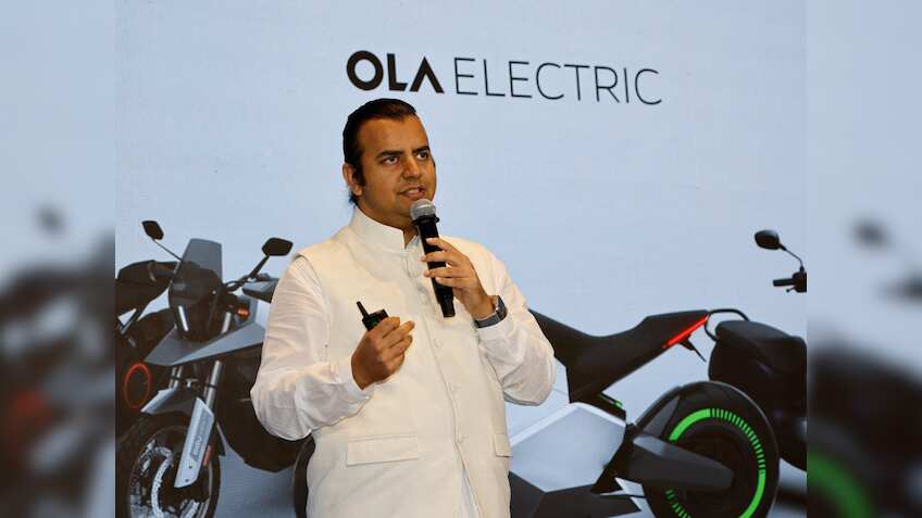 OLA की बढ़ सकती है मुश्किलें! सेल्स डेटा में गड़बड़ी का आरोप, 12 आउटलेट्स पर ट्रांसपोर्ट कमिश्नर की छापेमारी