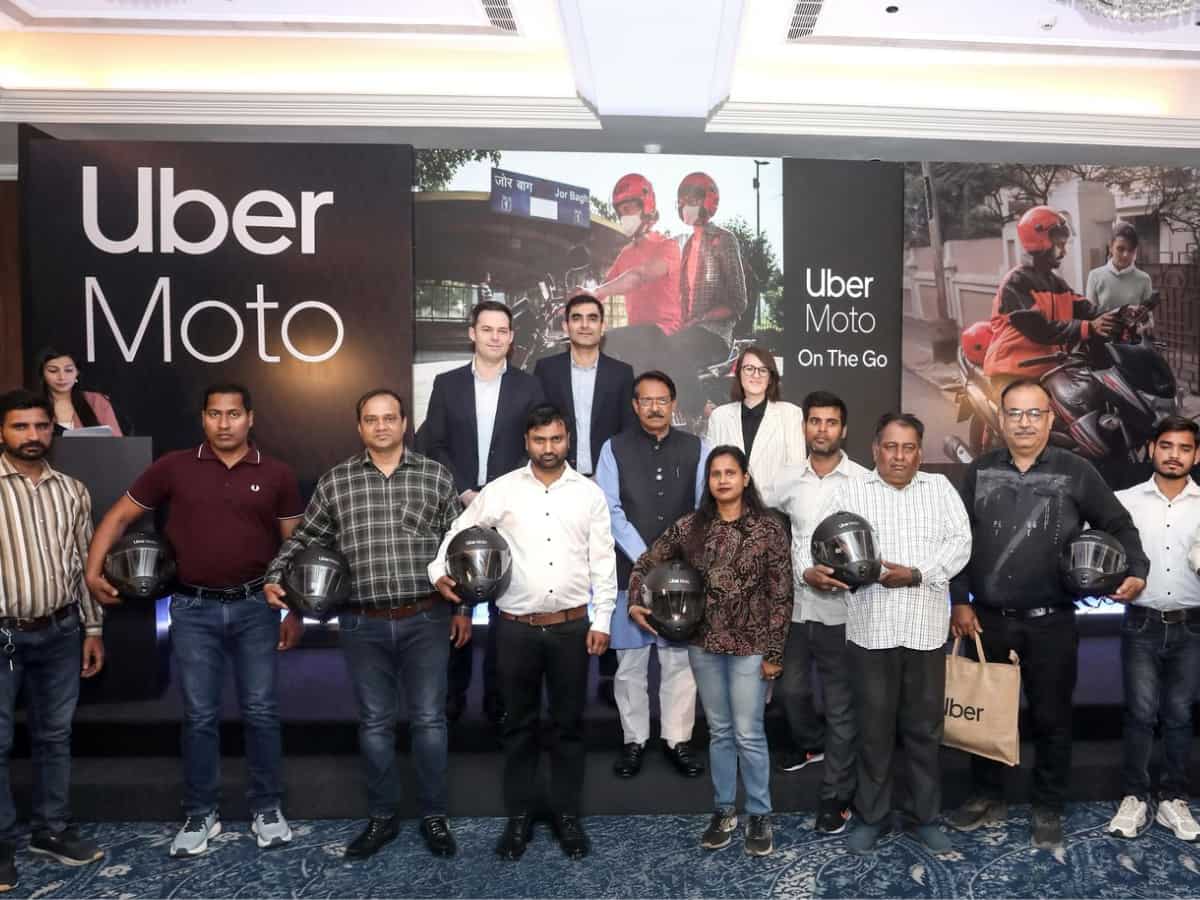 इस कैब एग्रीगेटर कंपनी ने बांटी सेफ्टी किट्स; सुरक्षा के तौर पर मिलेंगे AI पावर्ड हेलमेट समेत ये फीचर्स 