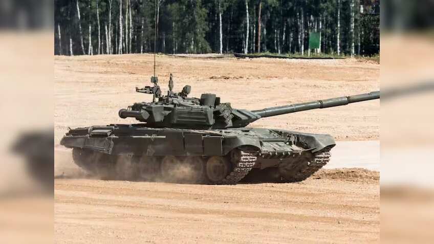 पोर्टफोलियो में हैं Defence Stocks? बाजार खुलने के बाद हलचल तय, ₹54000 करोड़ की रक्षा खरीद को DAC की मंजूरी