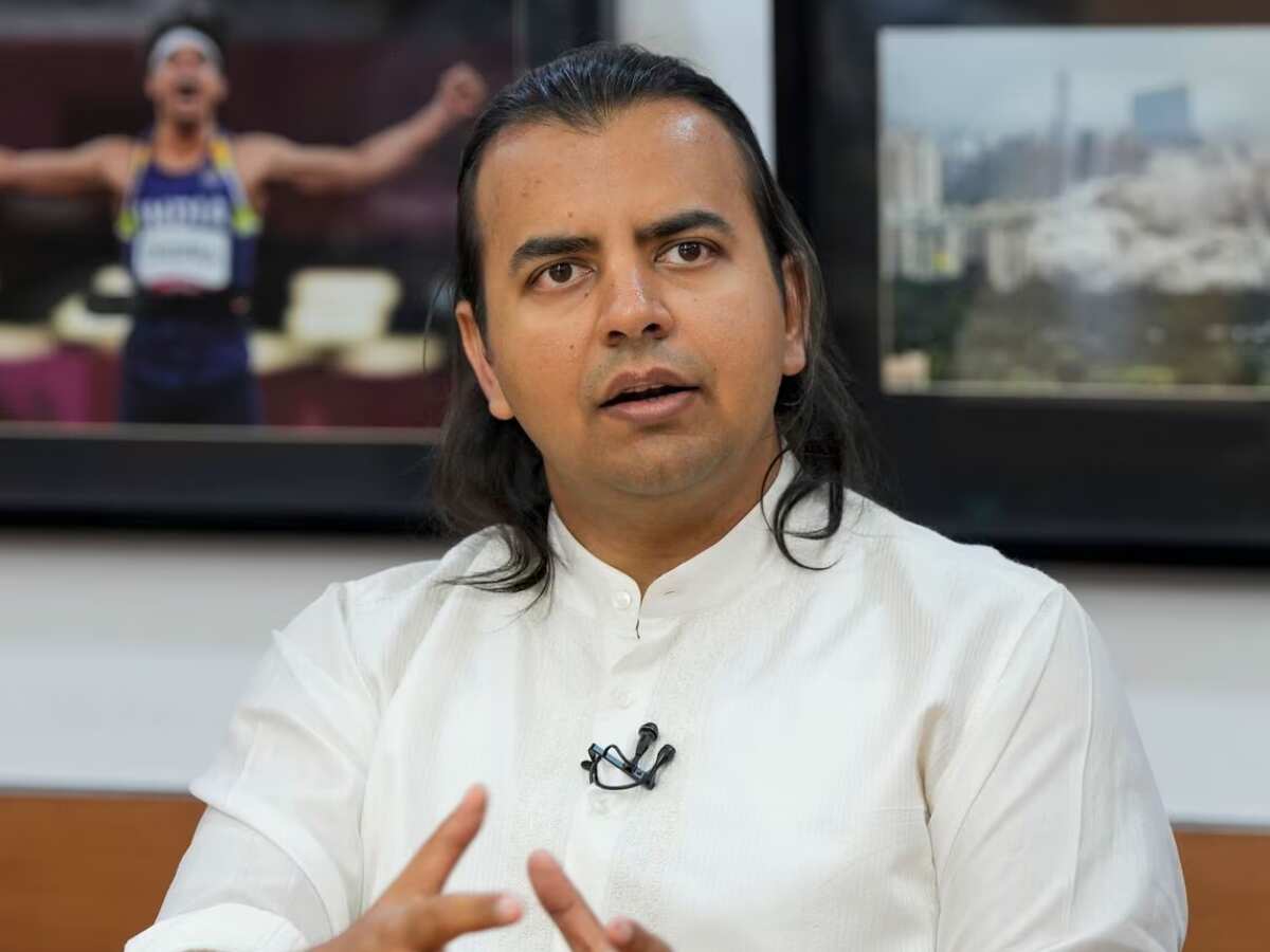 सेल्स डाटा में हेरफेर, डीलरशिप पर छापे और मंत्रालय का एक्शन...अब जाकर OLA ने तोड़ी चुप्पी