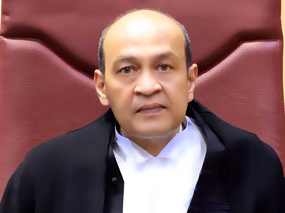 दिल्ली हाईकोर्ट जज के घर में लगी आग, बुझाने पहुंचे तो मिला नोटों का ढेर! CJI ने किया ट्रांसफर