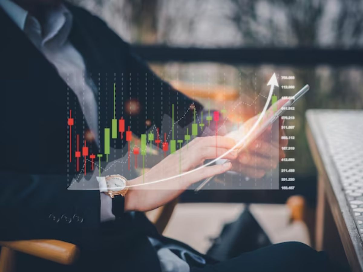 Market Cap: बाजार में रैली से सेंसेक्स की टॉप 10 में से 9 कंपनियों की चांदी, ₹3.06 लाख करोड़ का हुआ फायदा