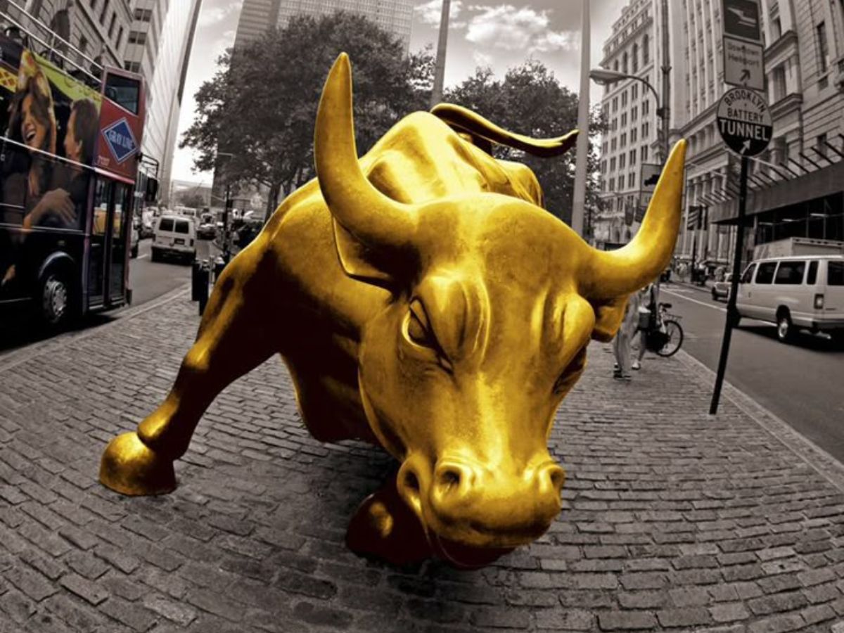 Market Wrap: मार्च में आई रिकवरी, क्या अप्रैल में Bull Mode में जाएंगे शेयर बाजार?