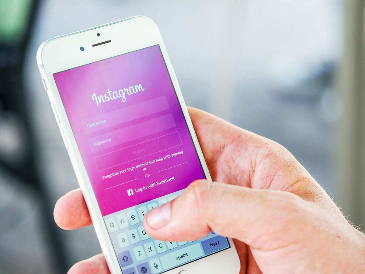 अश्लील कंटेंट की बाढ़